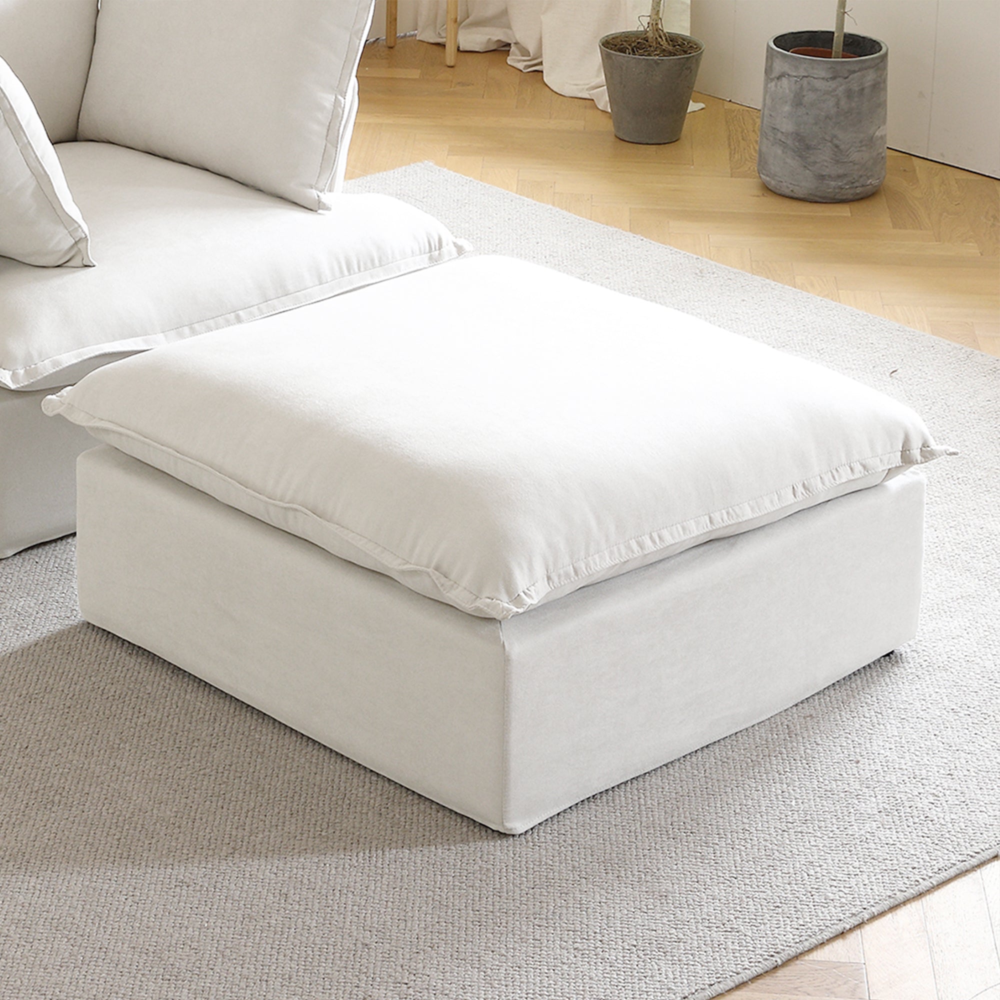 DOMUS Luxe Modular Ottoman Module in White