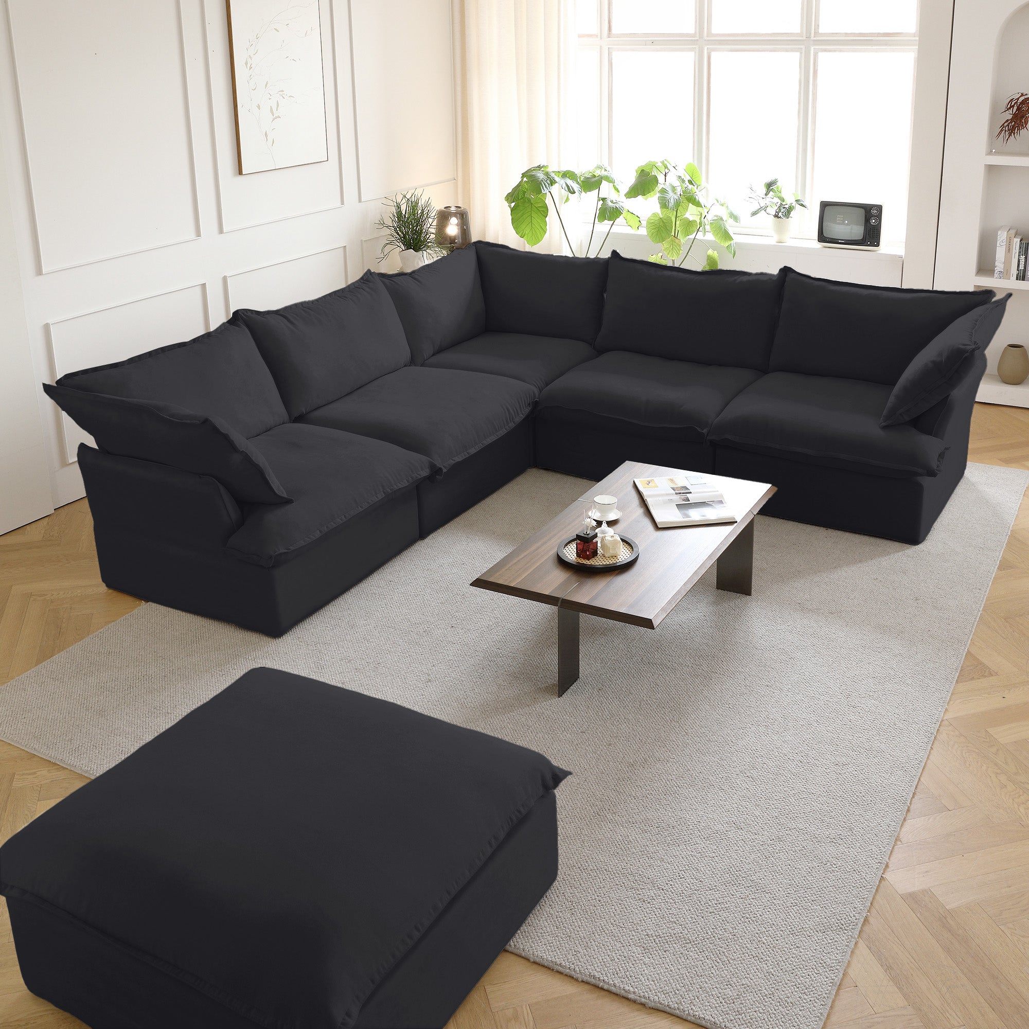 DOMUS Luxe Modular 5-Seater Corner Sectional + Ottoman in Black