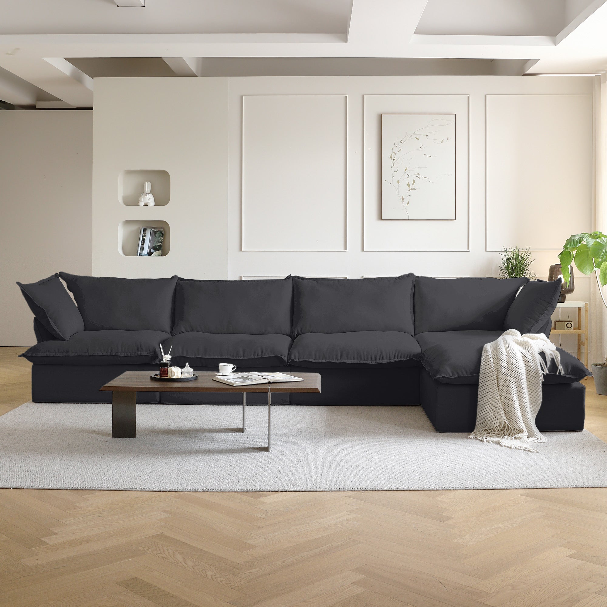 DOMUS Luxe Modular 4-Seater Sectional in Black